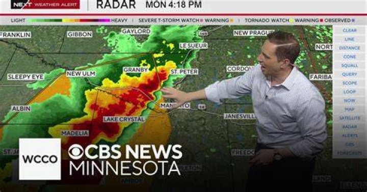 Molly Rosenblatt hosting the wcco weather team